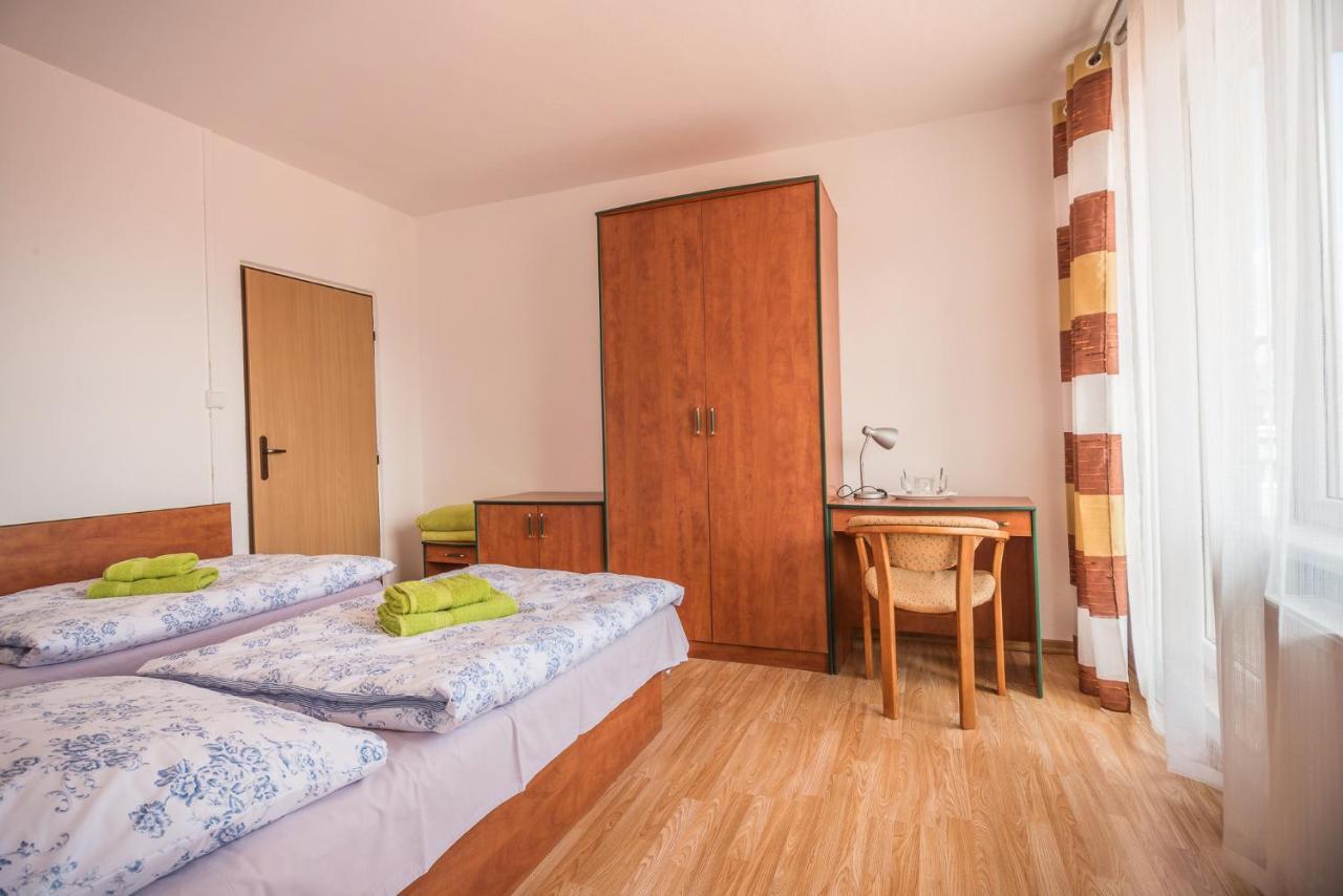 Motel Hybadlo Liptovský Hrádok Zewnętrze zdjęcie