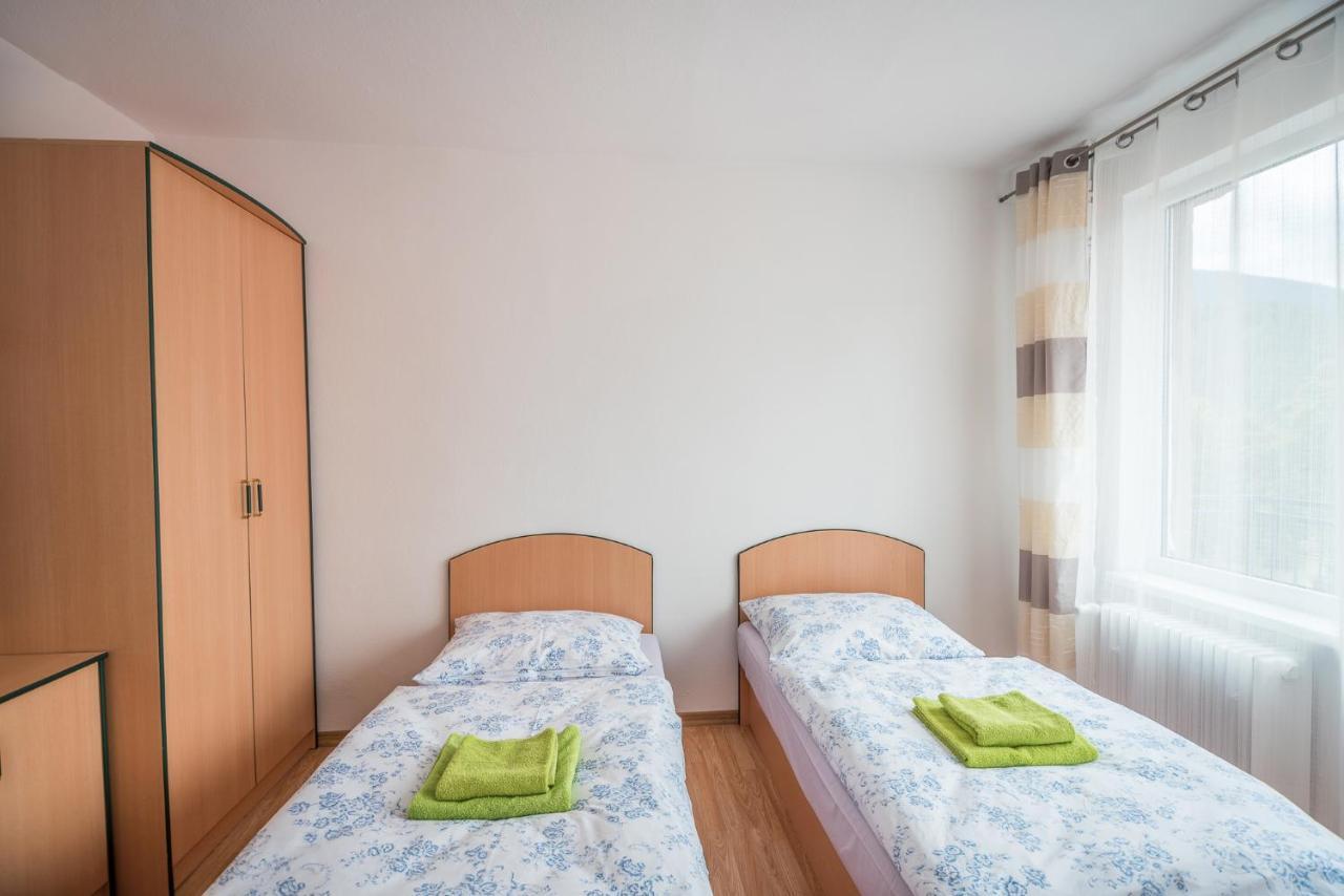 Motel Hybadlo Liptovský Hrádok Zewnętrze zdjęcie
