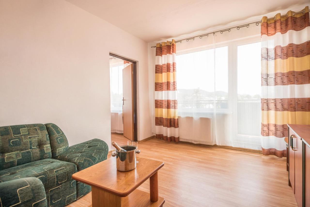 Motel Hybadlo Liptovský Hrádok Zewnętrze zdjęcie
